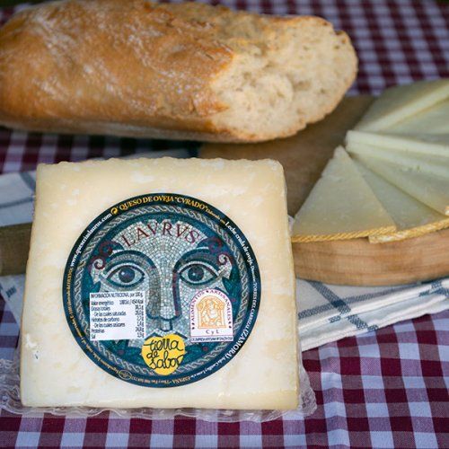 Queso de oveja curado artesanal "LAURUS"