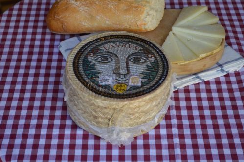 tienda despensa queso curado laurus entero